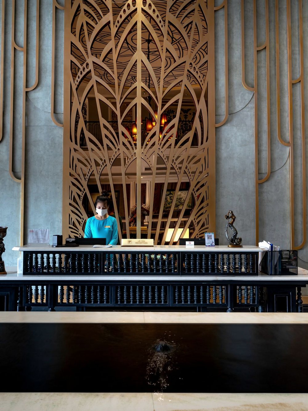 Réception et conciergerie d’un hôtel haut de gamme